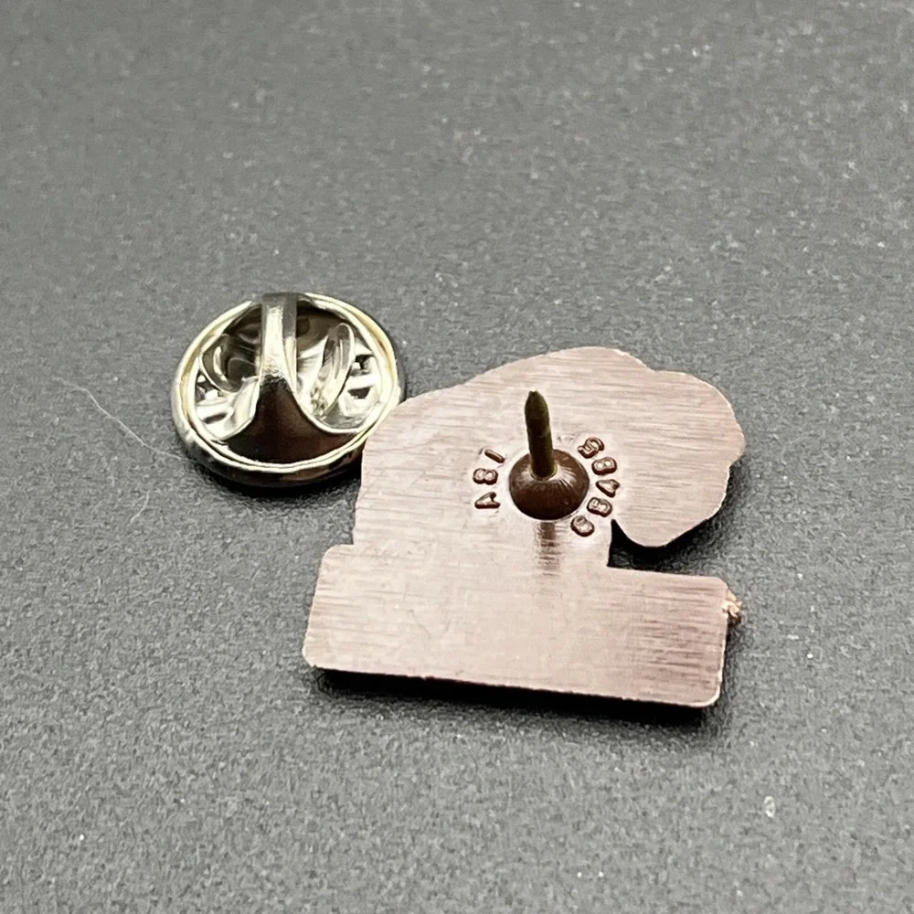 Jamestown North Dakota Buffalo‎ Bison USA Plastic Lapel Hat Pin